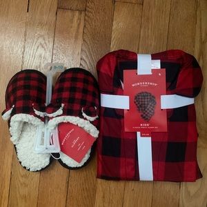 Toddler Flannel Pajama Set with Slippers